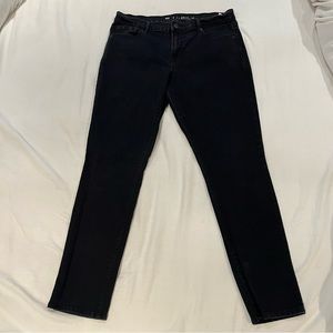 Old Navy Black Curvy Jeans